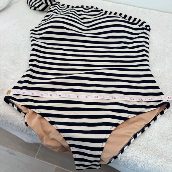 J.Crew One-shoulder one-piece swimsuit in classic stripe Navy/Ivory - Picture 14 of 15